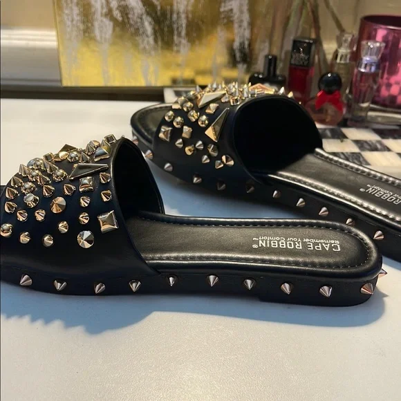 Cape Robbin Black and Gold Sandals with Bold Design Studsed - Picture 16 of 16